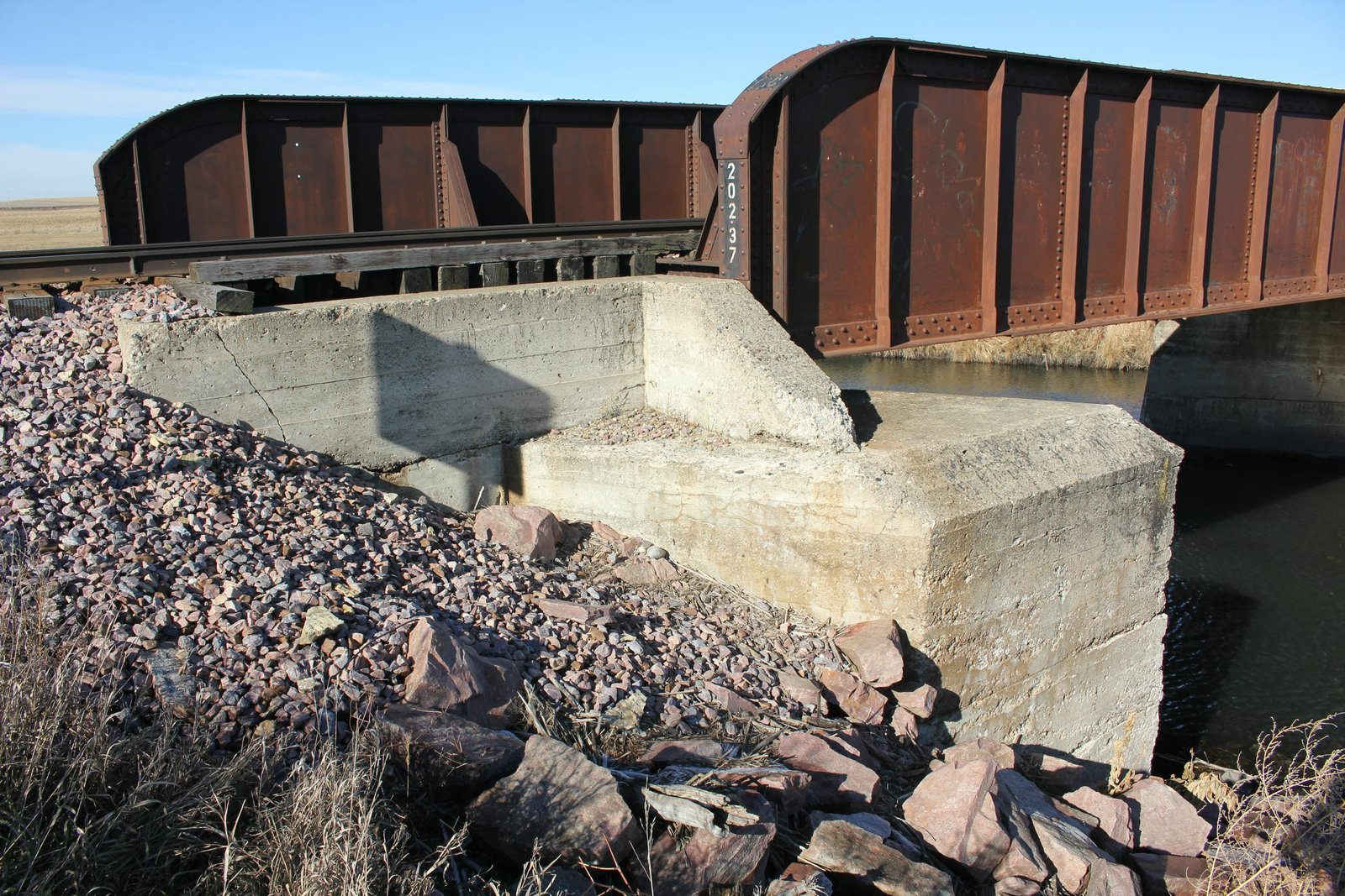 South abutment